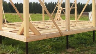 Сарай на винтовых сваях или хозблок на сваях Новокубанск цена от 2488 руб. / шт.